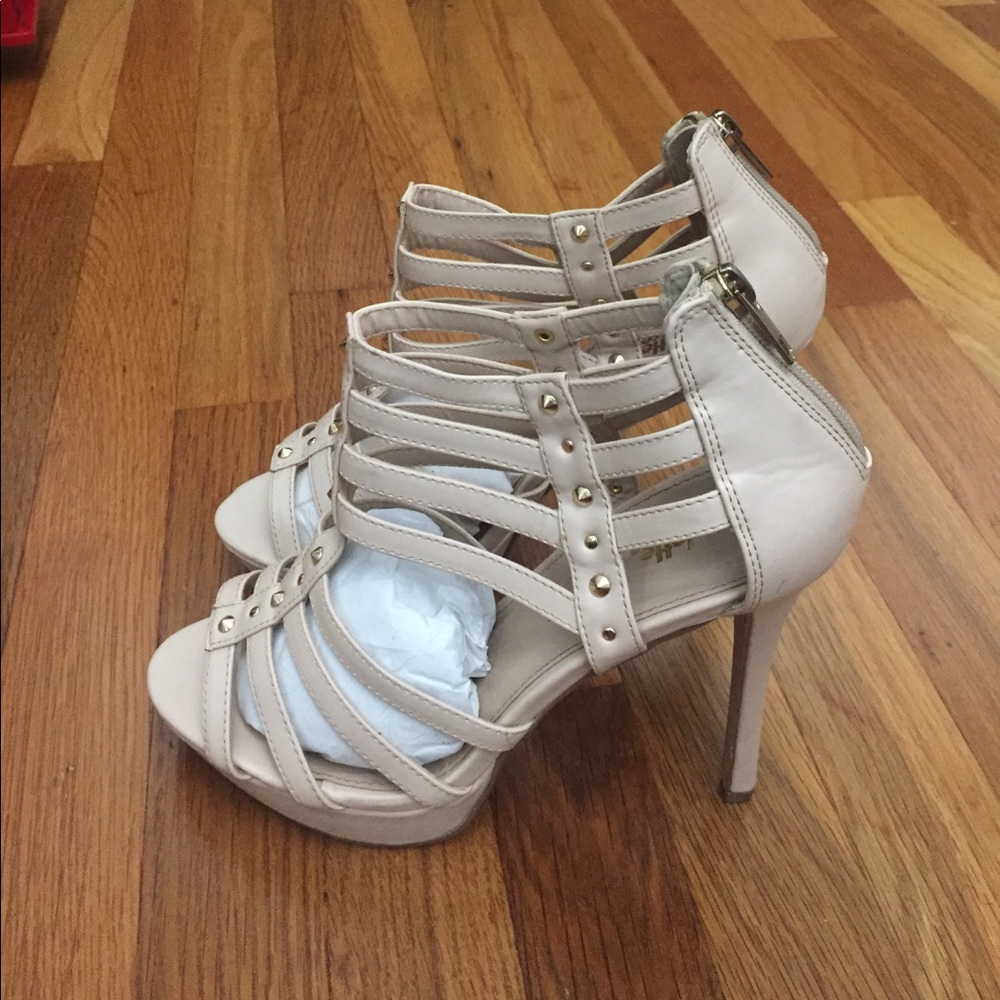 Tan heels
